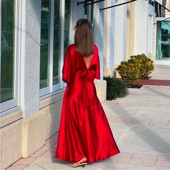 NWT! Banana Republic Red Aura Silk Maxi Dress - 817278 🌎 - Picture 7 of 12